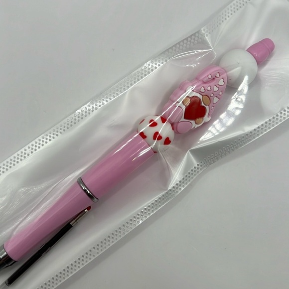 Pink Gnome with Hearts Beaded Pen - Picture 5 of 5